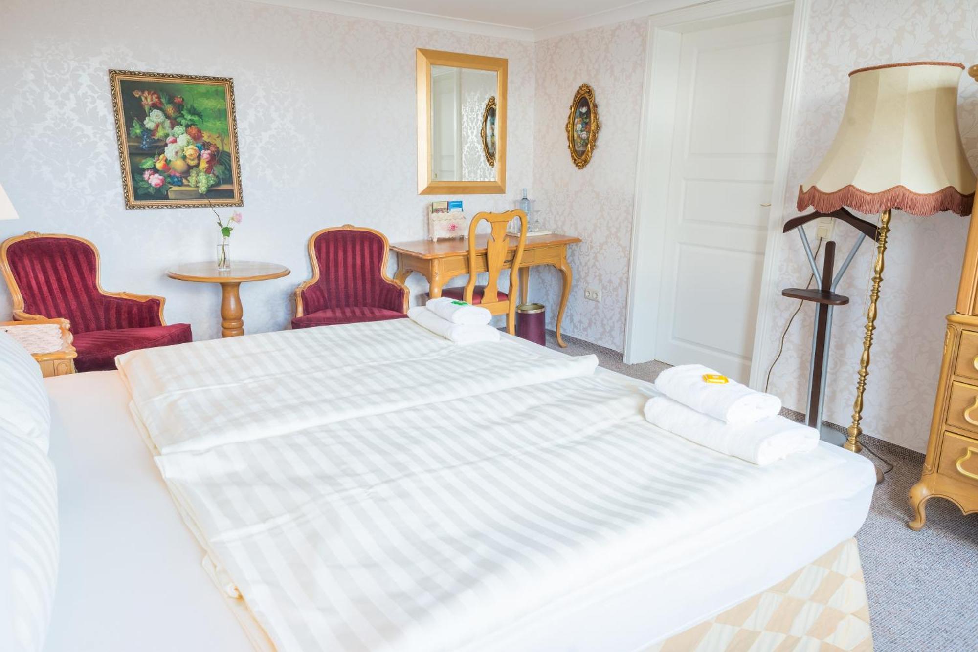 Romantisches Hotel Zur Traube Schwerin シュヴェリーン 部屋 写真