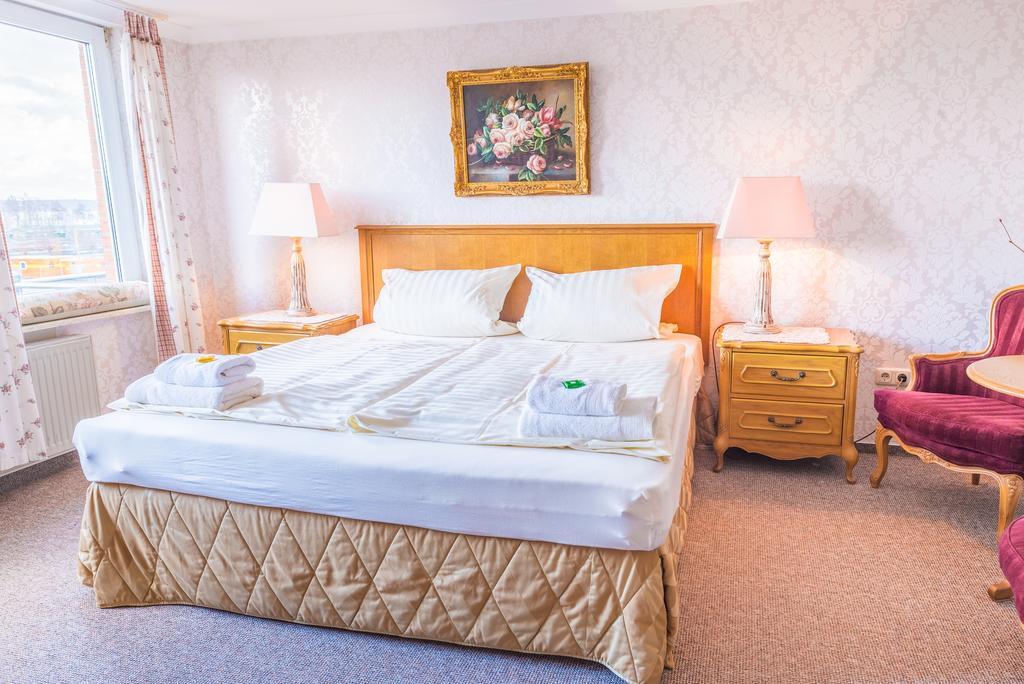 Romantisches Hotel Zur Traube Schwerin シュヴェリーン 部屋 写真